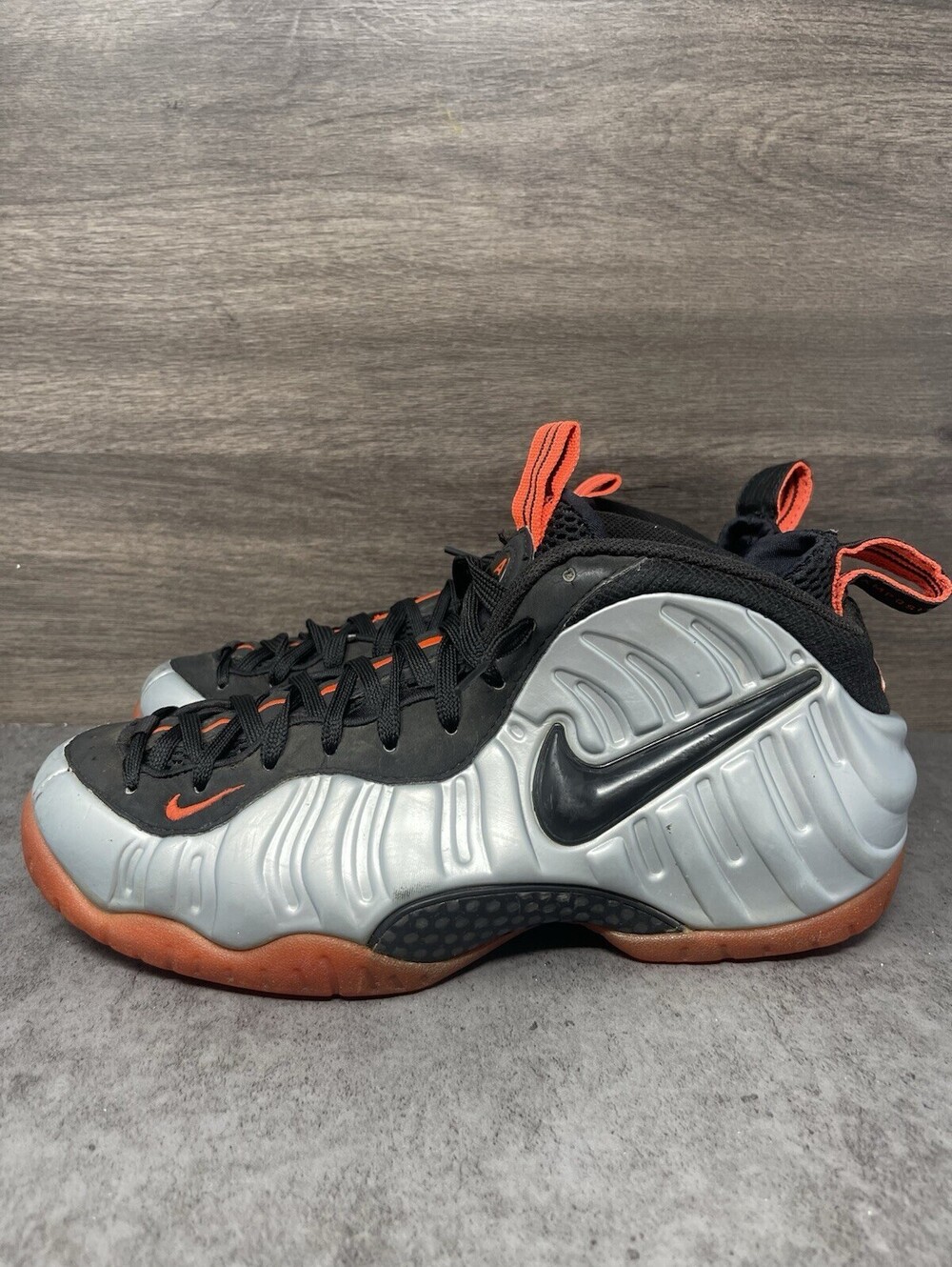 Nike Air Foamposite Pro Crimson Size 9 Mens Silver Black Orange Shoes 624041-016